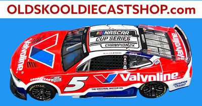 Kyle Larson #5 Valvoline 2021 &amp; 2025 2X Champion 2026 NASCAR Cup Series CX52523VALKLCHA 1:24 Scale