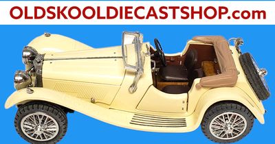 1938 Jaguar SS-100 Franklin Mint B11JJ56 1:24 Scale