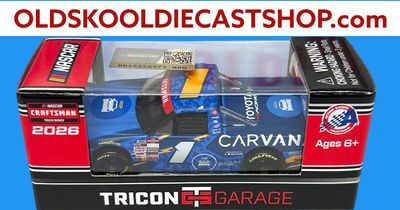 Jimmie Johnson #1 Carvana 2026 Craftsman Truck Series TX12665CAVJJ 1:64 Scale