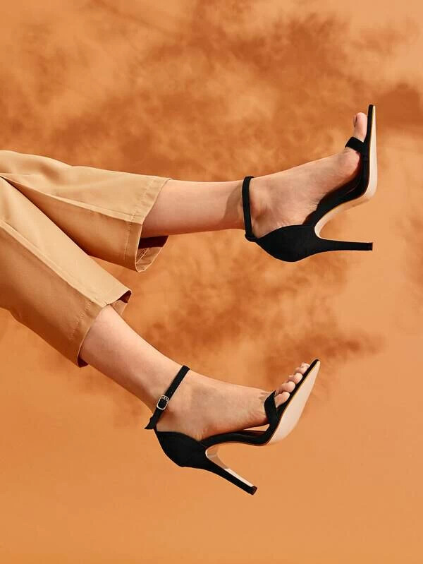 Chaussures À Talons Aiguilles À Bride De Cheville