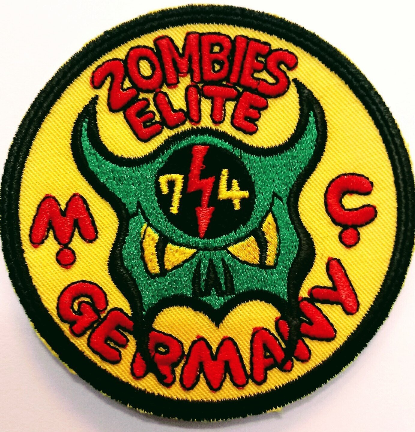 ZOMBIE'S ELITE MC - Stickpatch  -  GELB