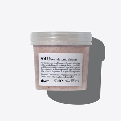 SOLU Sea Salt Scrub Cleanser - 250 ml