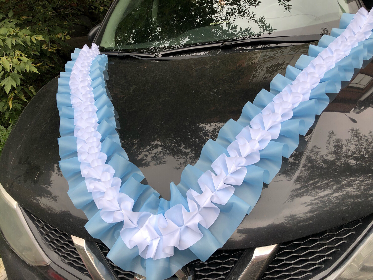 Лента-рюшь для свадебного авто «Волна», ширина 20 см, голубой-белый