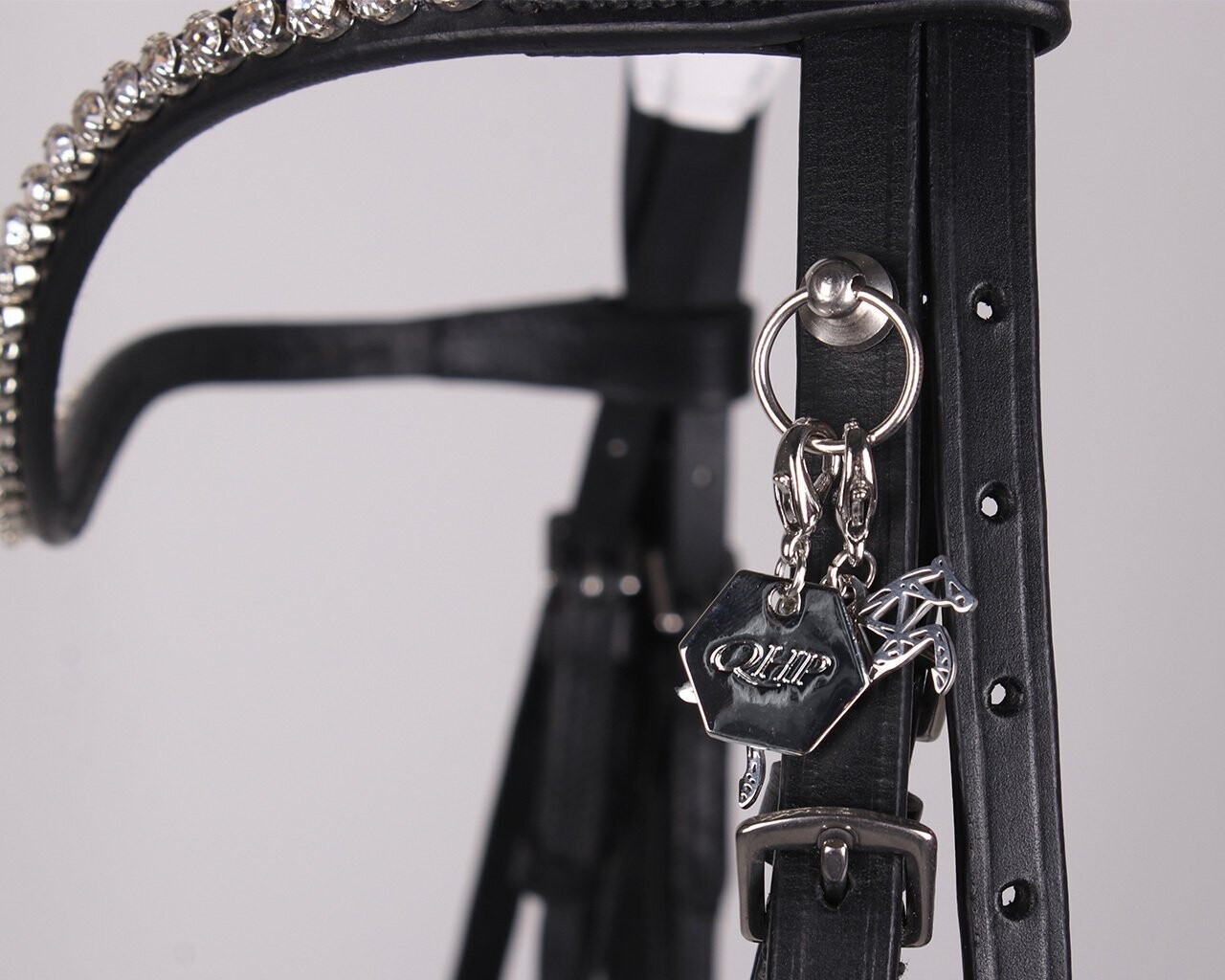 Système d'attachement charm - QHP