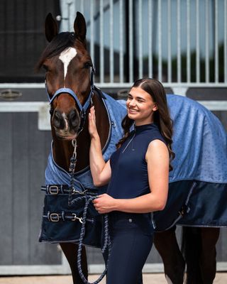Sweat, tee shirt, polo et veste de concours