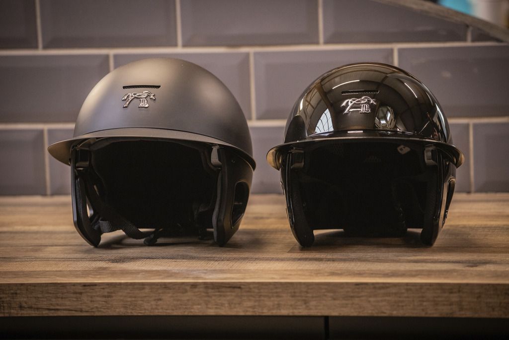 Casque Grande visière - Pénélope Casque Grande visière - Pénélope