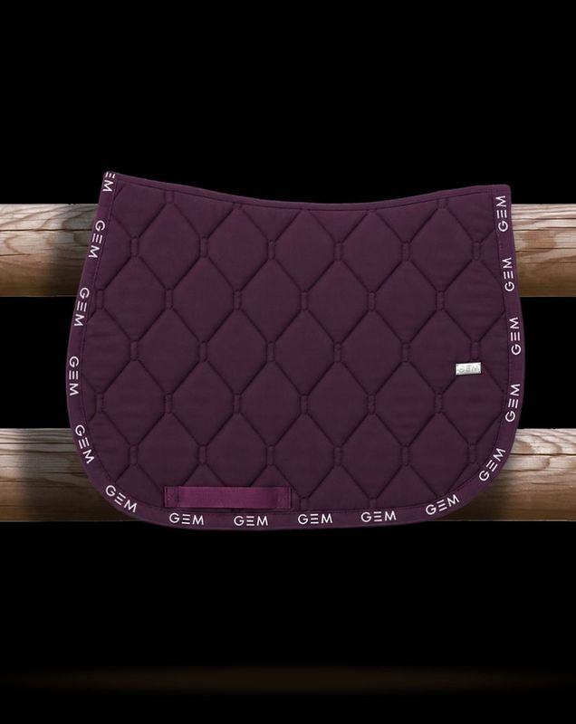 Tapis  Love Obstacle Prune - GEM