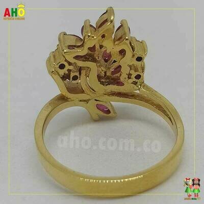 Anillo Flor Piedras rojas Oro18k