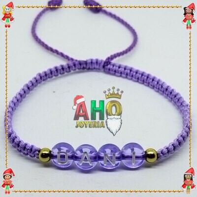 Pulsera Tejida Macrame Con Letras Acrilicas Oro18k