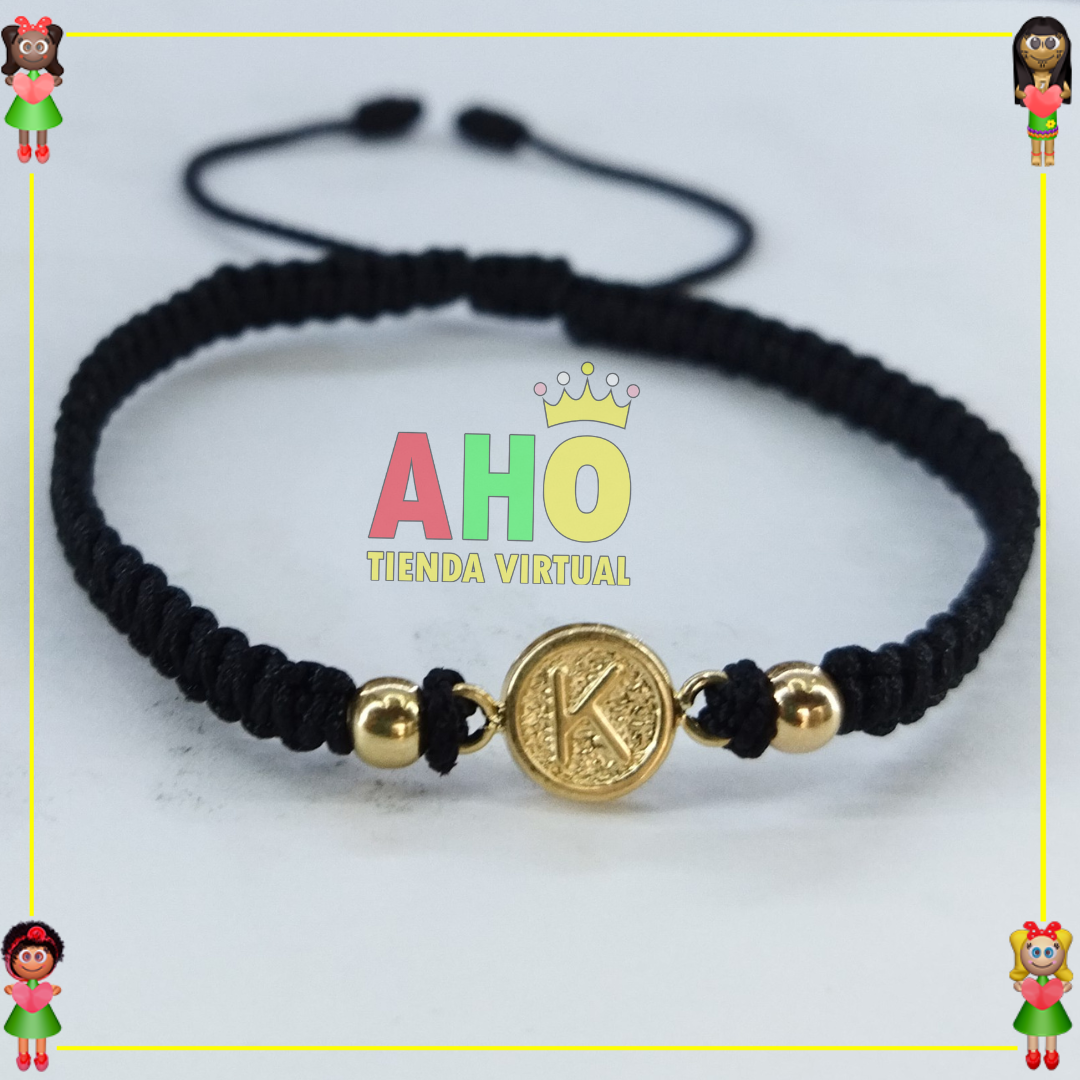 Pulsera Tejida Macrame Con Letras y Nombres en Oro18k