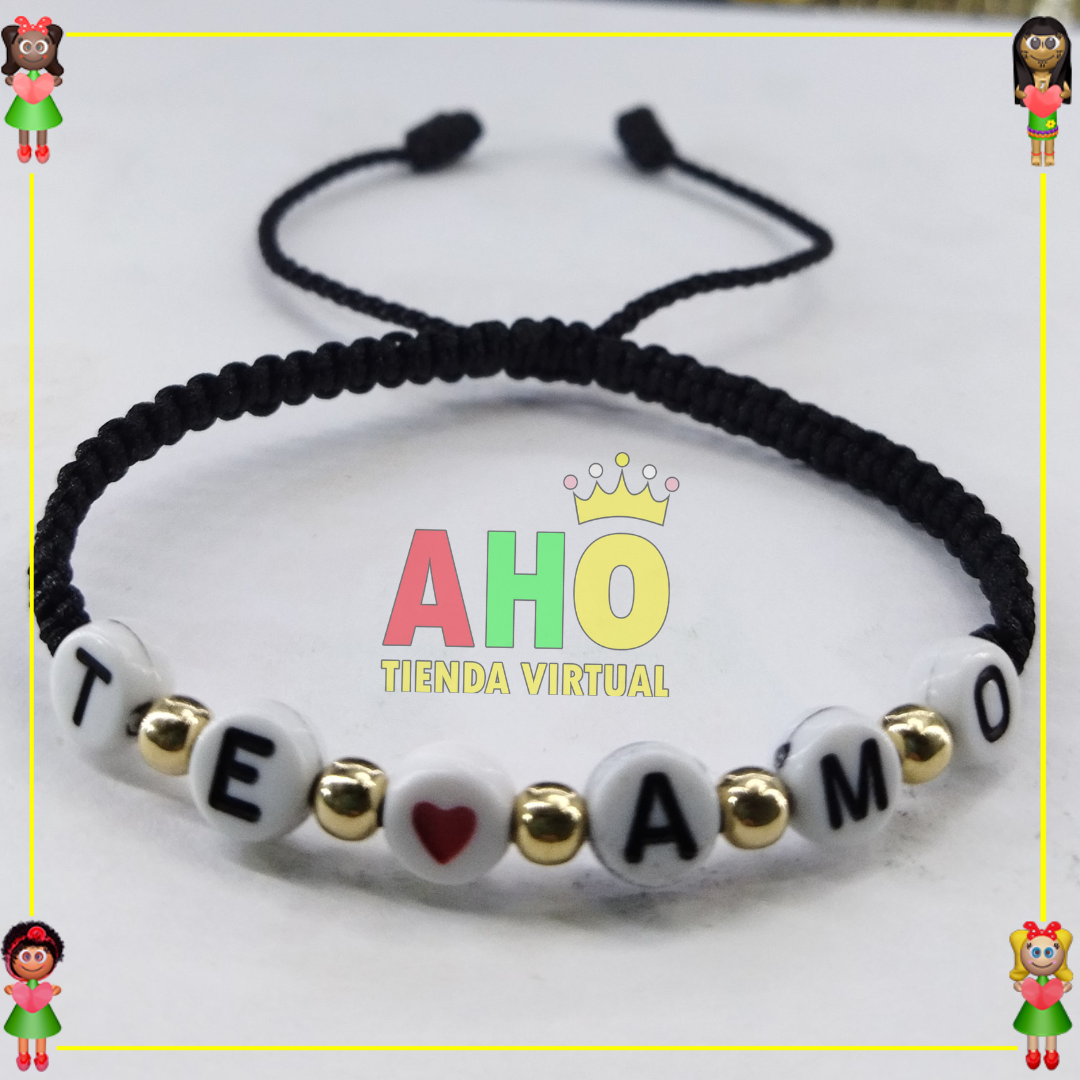 Pulsera Tejida Macrame Con Letras Acrilicas Oro18k