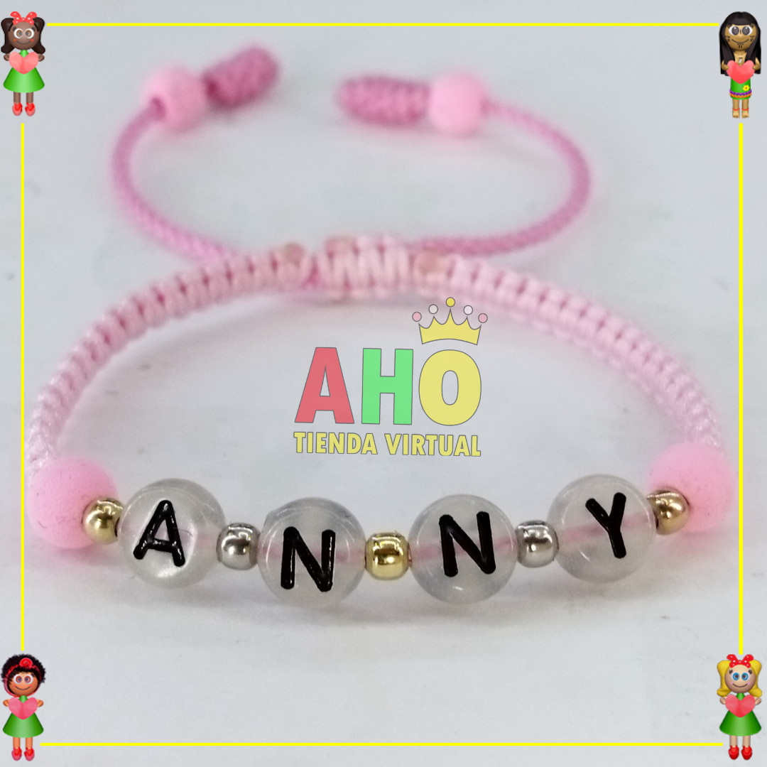 Pulsera Tejida Macrame Con Letras Acrilicas Oro18k