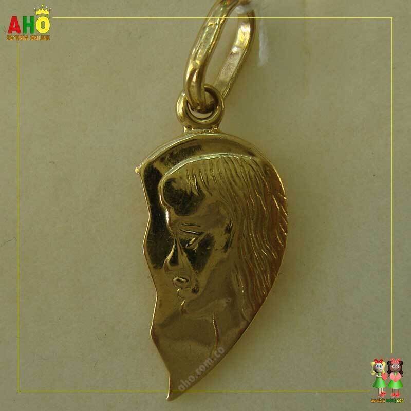 Dije medio Corazon Oro18k