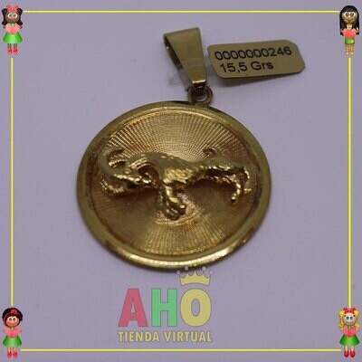 Dije Macizo Tauro Oro18k