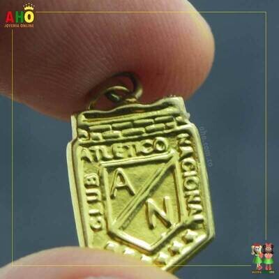 Dije Escudo del Atletico Nacional Oro18K