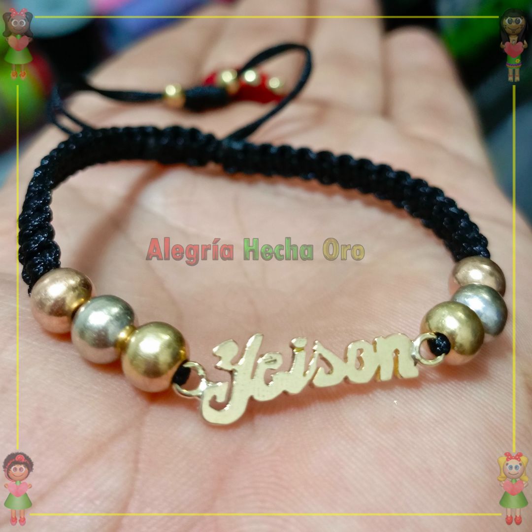 Pulsera Tejida Macrame Con Letras y Nombres en Oro18k
