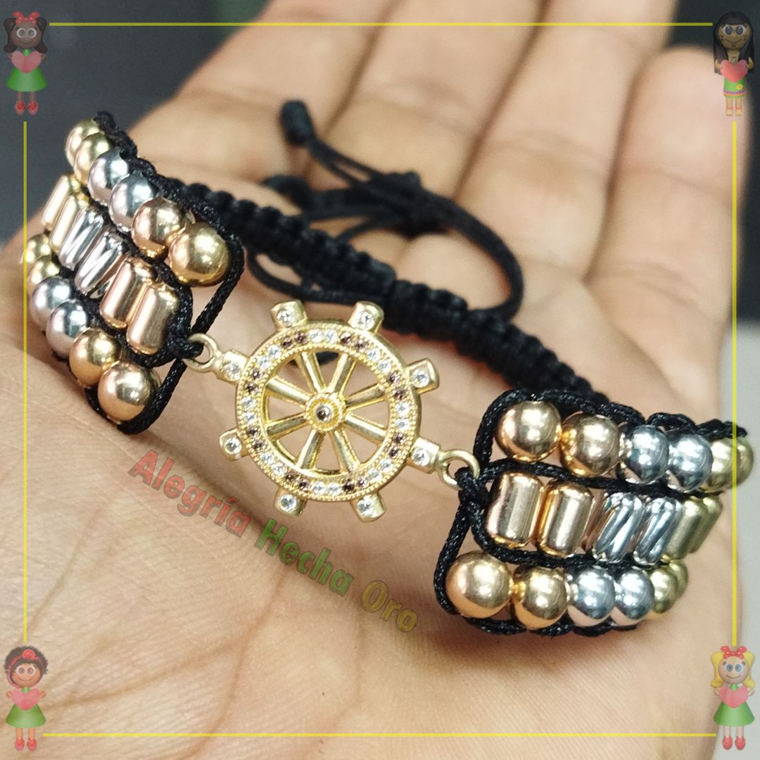 Pulsera Tejida en Macramé con Dije Ancla en Oro 18K
