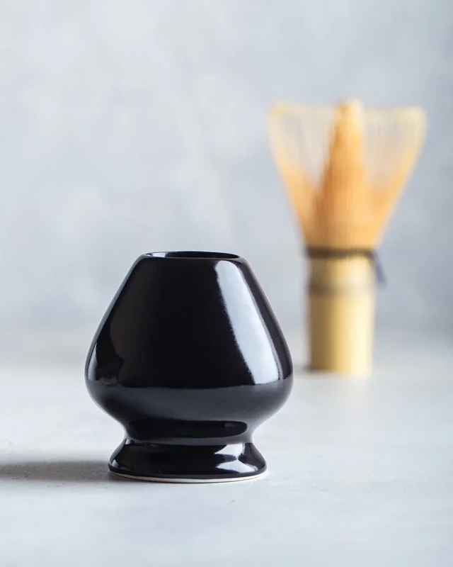Support pour conservation du fouet à matcha
