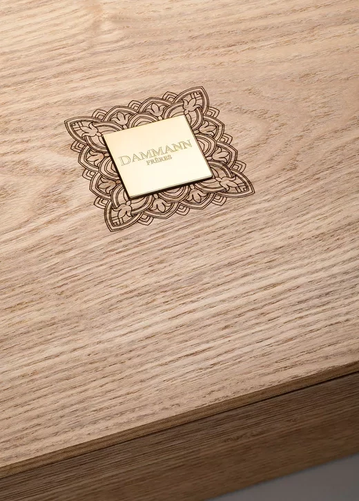 COFFRET BOIS CLAIR POUR 48 SACHETS - VIDE