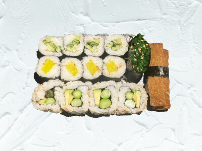 Vegan: Inari | Wakame | Kappamaki | Picklemaki | Yasairoll (14 st)