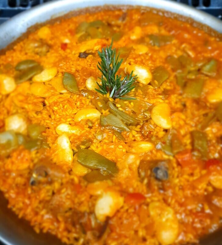Paella Valenciana.