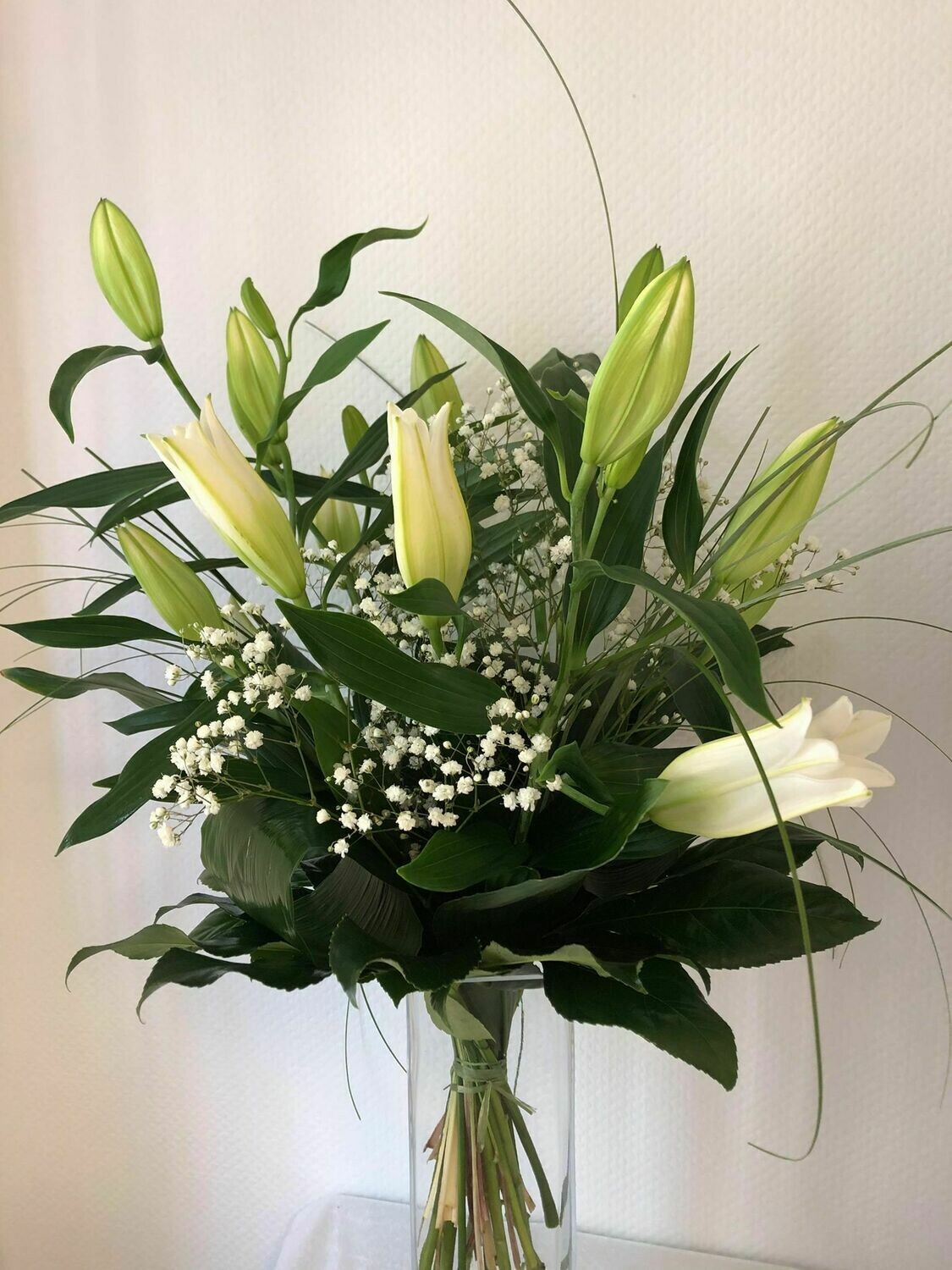 Bouquet Lys blanc et gypsophile