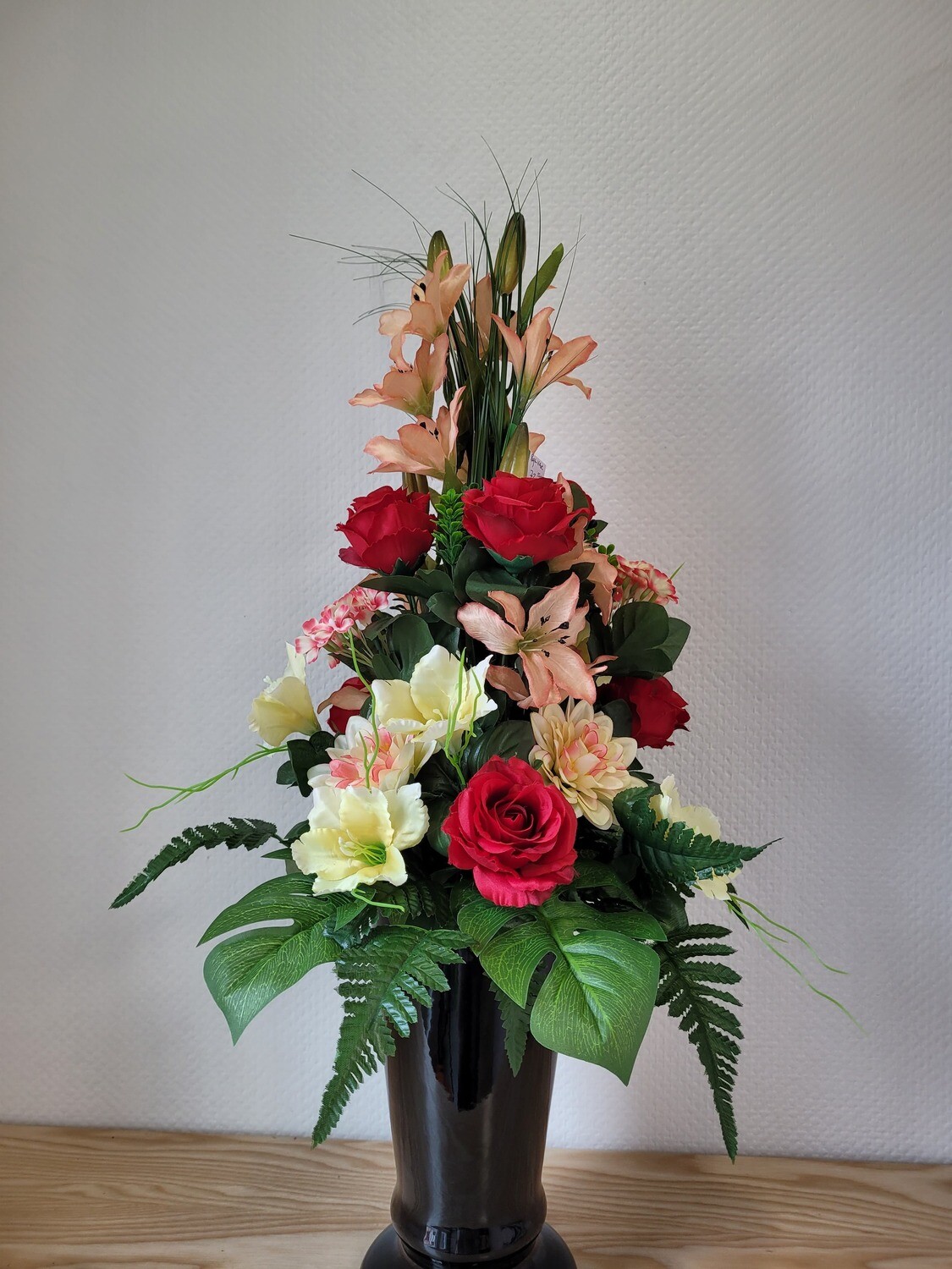 Bouquet vase rouge/blanc/lys orangé