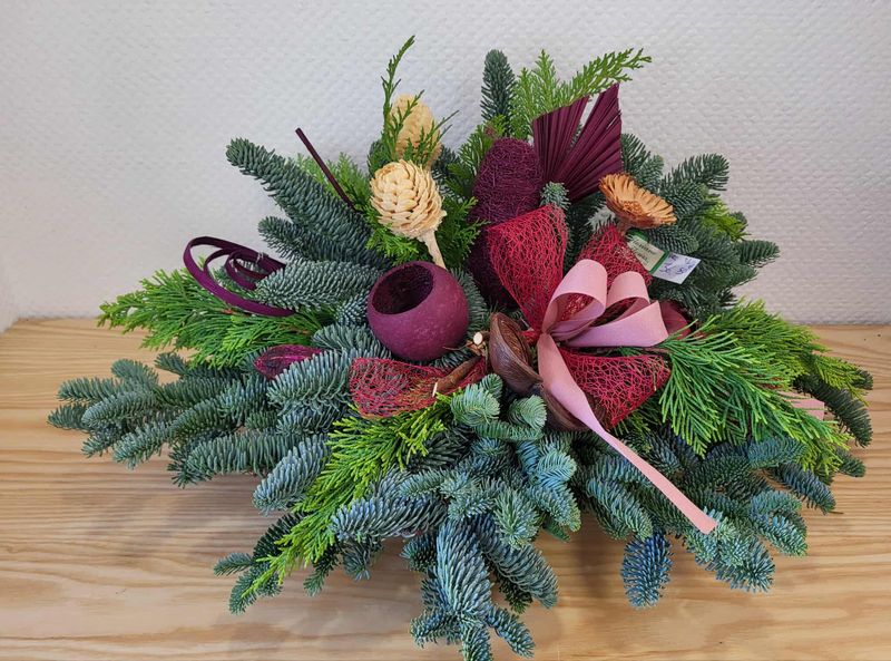 Arrangement forestier couleur rose en sapin alsacien