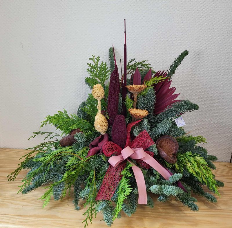 Arrangement forestier couleur rose en sapin alsacien