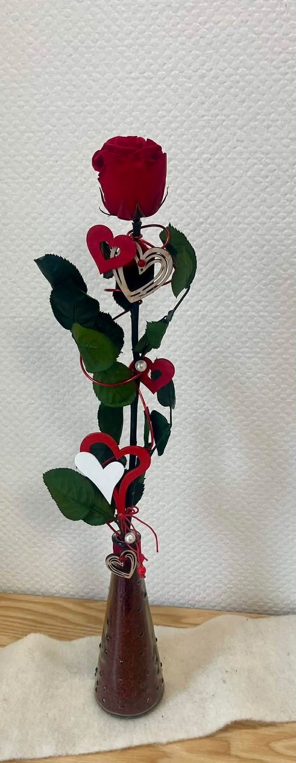 Composition rose éternelle rouge haute