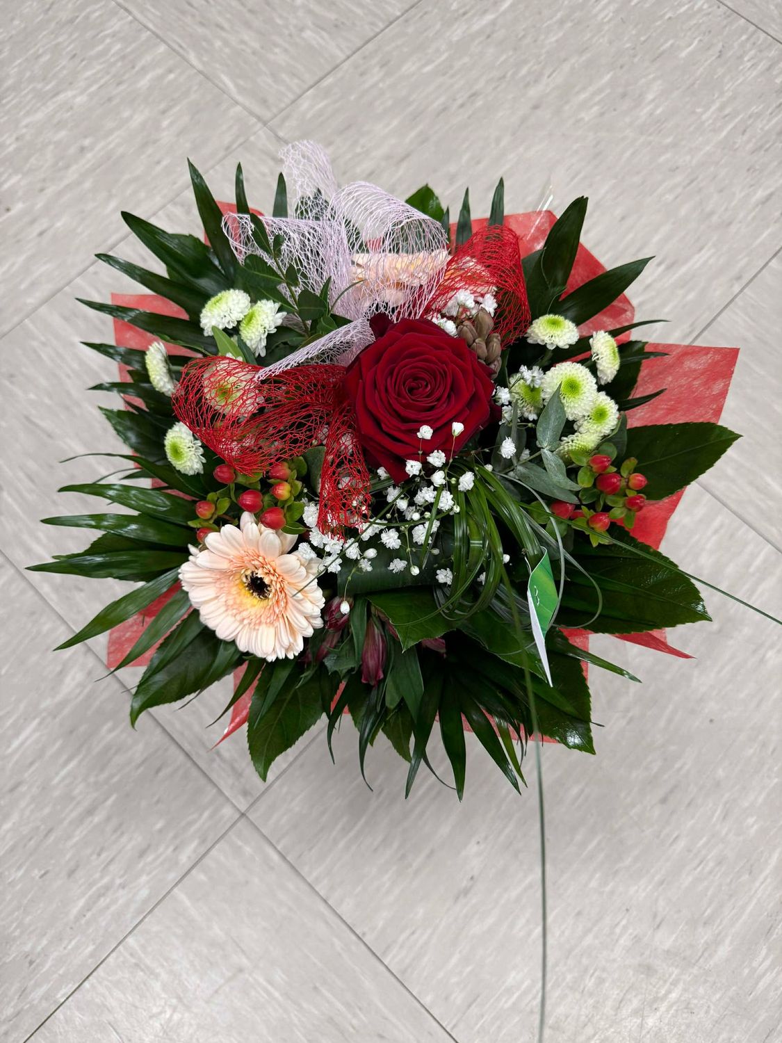 Bouquet LU tons rouges blanc