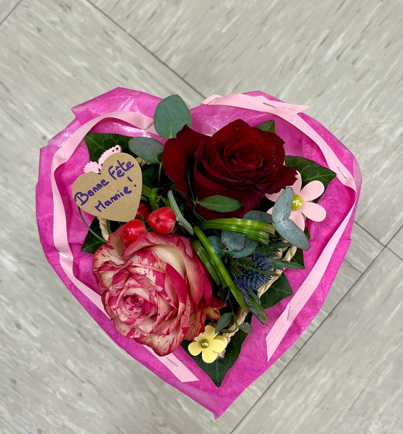 Bouquet coeur structure fête des mamies