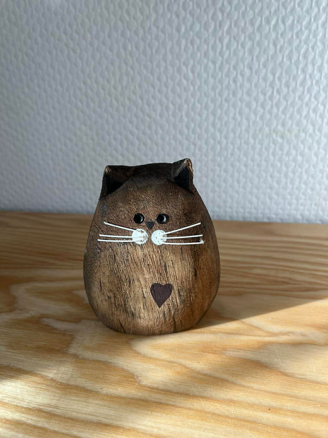 Chat en bois à poser petit modèle