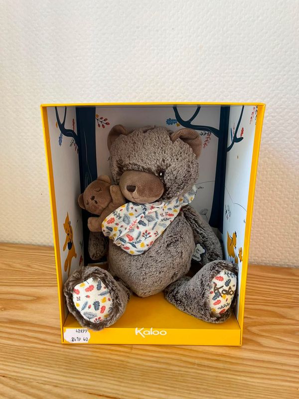 doudou ours avec son bébé
