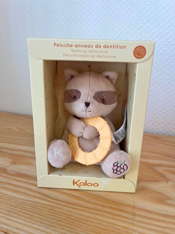 doudou raton laveur avec anneau de dentition
