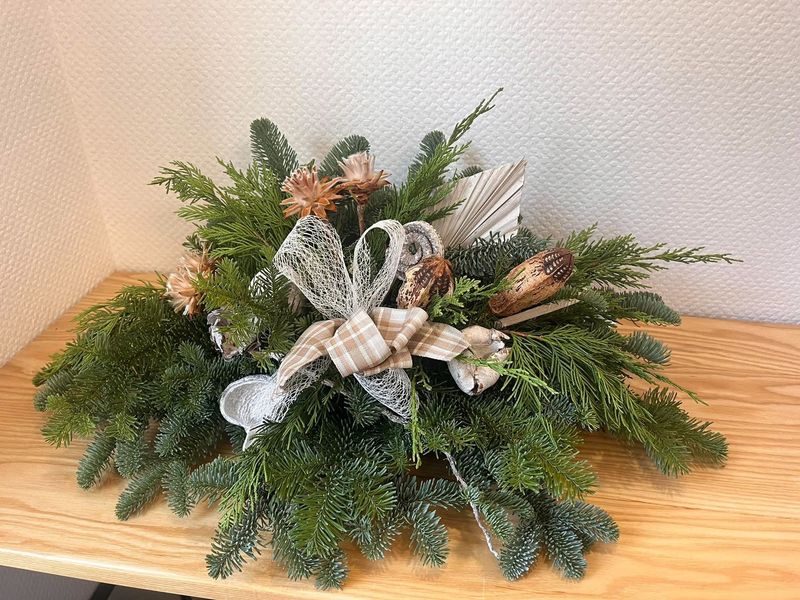 Arrangement forestier petit modèle blanc nature