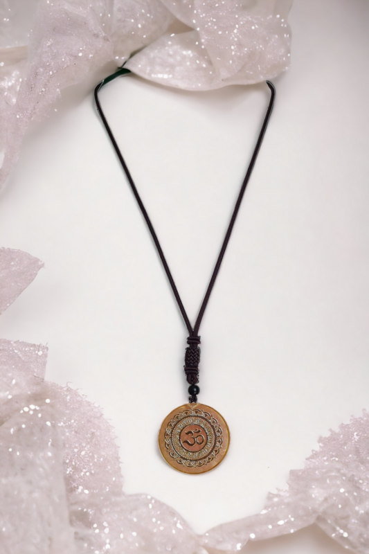 Pendentif Orgonite Quartz Rose Aum