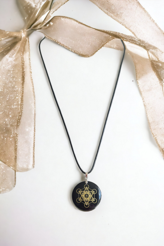 Pendentif Onyx Cube de Métatron