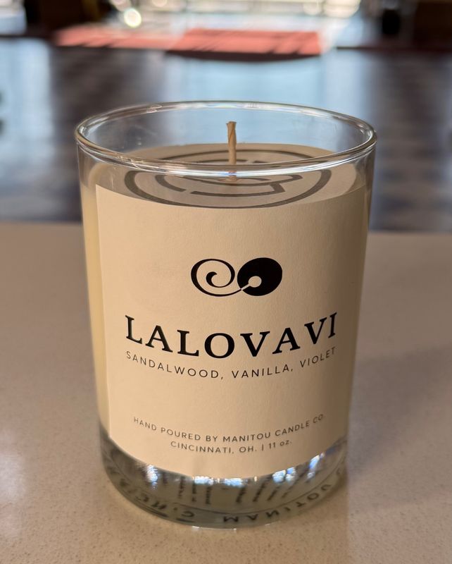 Lalovavi Candle