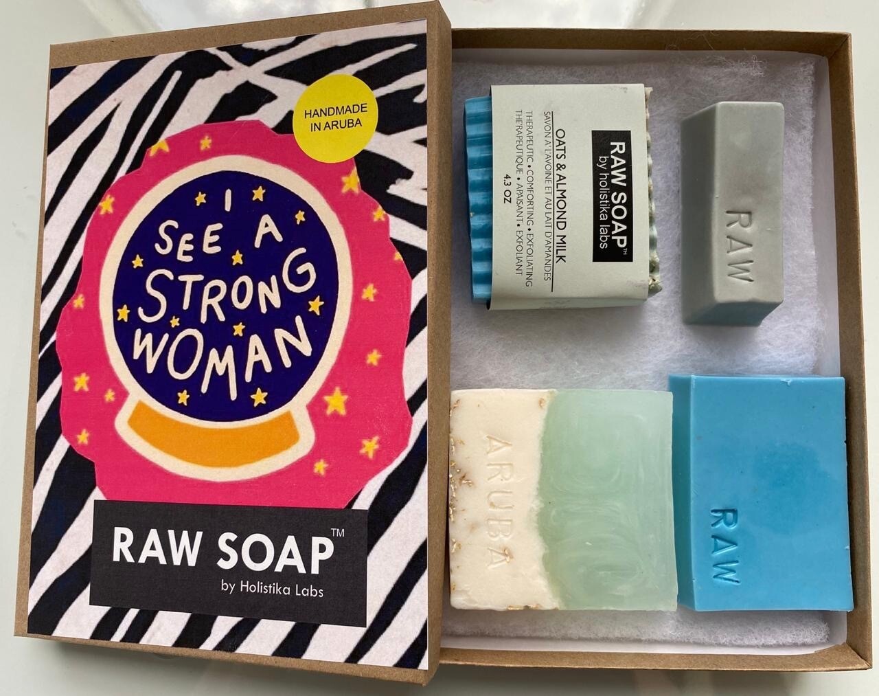 RAW Soap Holistika 'I See A Strong Woman 1' RAW Soap Holistika 'I See A Strong Woman 1'