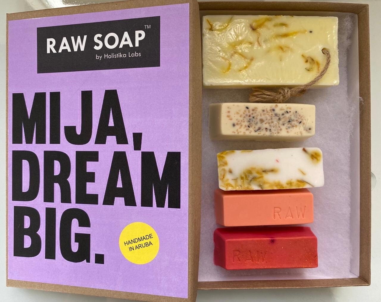 RAW Soap Holistika 'Mija, Dream Big' RAW Soap Holistika 'Mija, Dream Big'