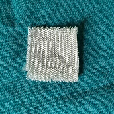 Oxidised Regenerated Cellulose Knit, 26 x 26mm, 10 units/box