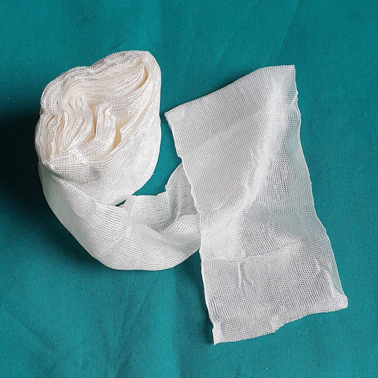 SIDA-CEL Soluble Haemostatic Gauze Emergency Banadage, 75 x 3700 mm, 1 foil packed unit.
