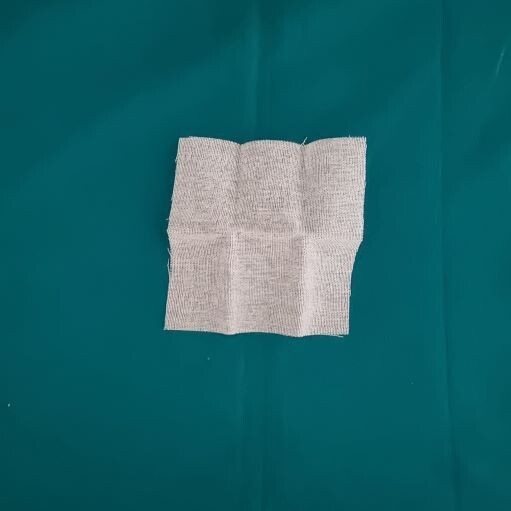 WoundClot Trauma, 100x100mm (4" x 4") Emergency Sterile Haemostatic Dressing Indicated for Moderate to Severe Bleeding, 10 units/box