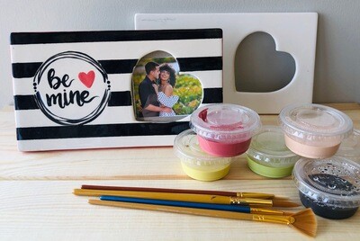 Plaques &amp; Frames