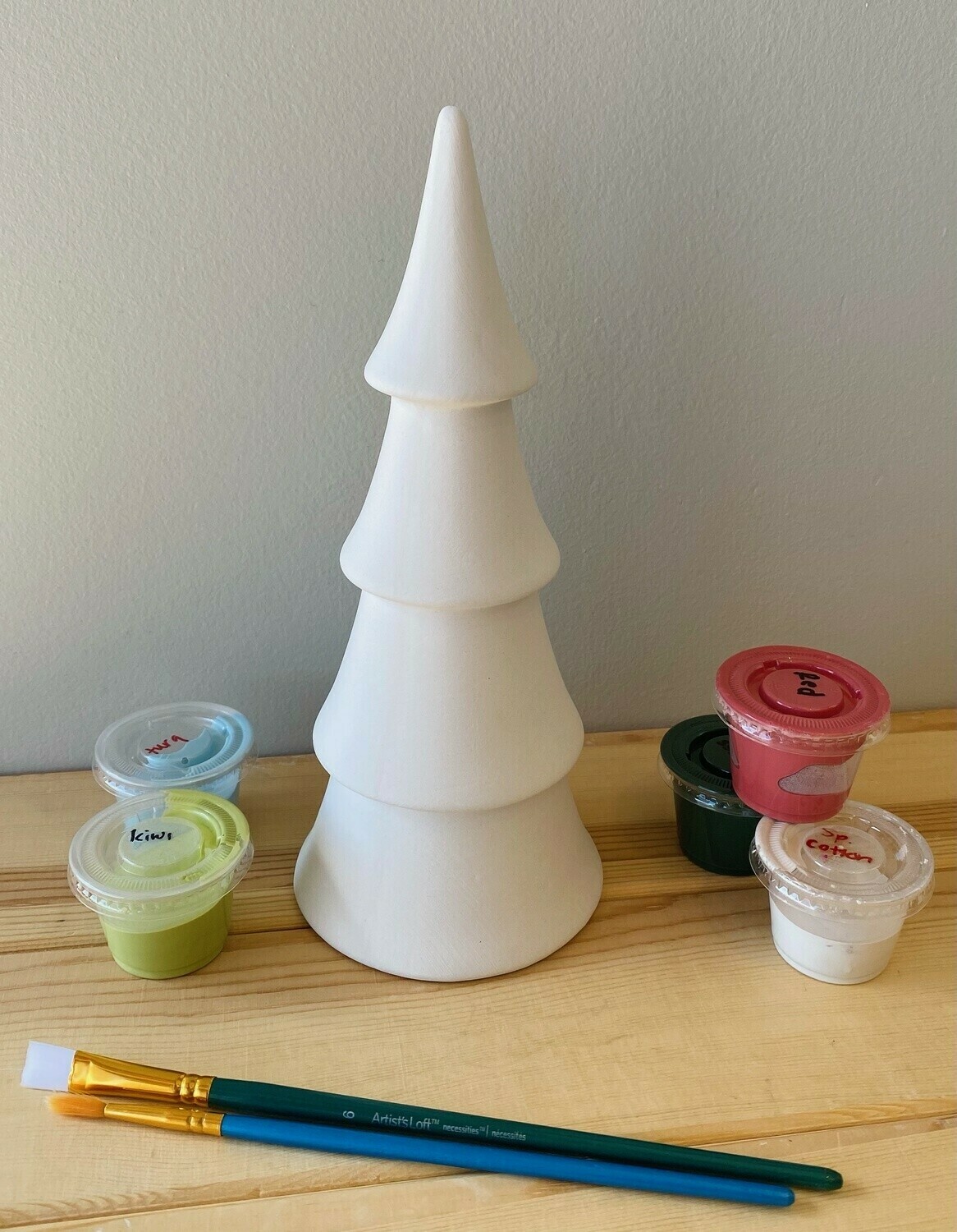 Medium Tannenbaum Tree