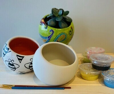 Small Tilt – a – Bowl