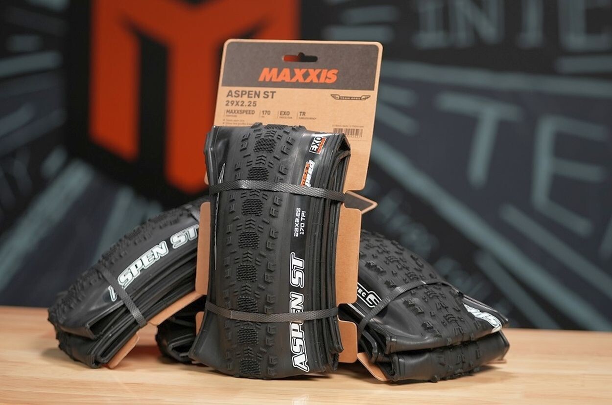 MAXXIS ASPEN ST