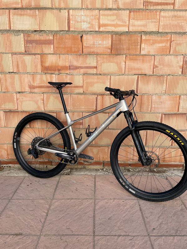 Bicicleta BMC Twostroke 01