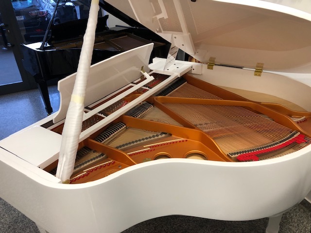 Pianoforte a coda SCHULZE e POLLMANN SU148H